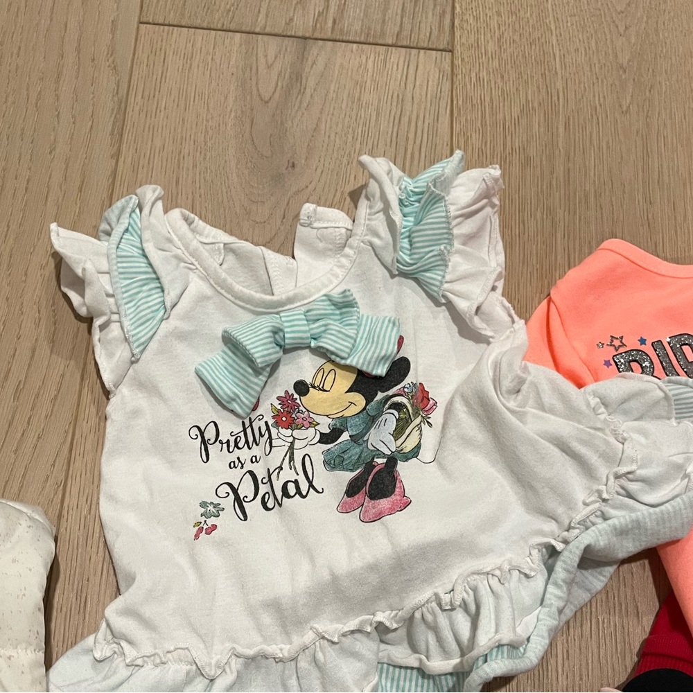 Minnie Mouse Lot - Picture 4 of 8
